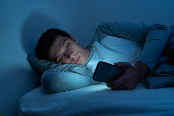 CONTINUOUS STAYING UP LATE LEADS TO THE INFERTILITY IN MEN